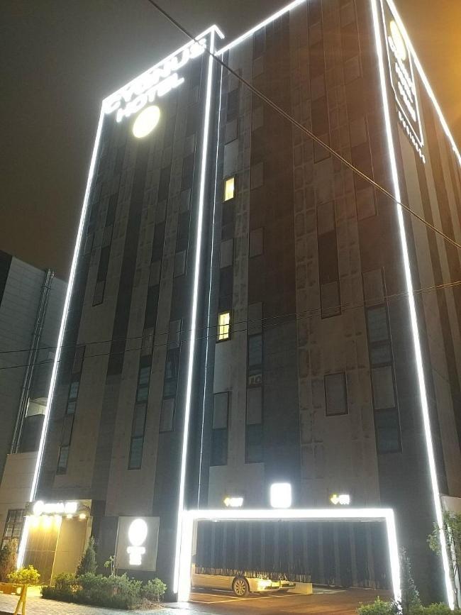 Cygnus Hotel Aszan Kültér fotó